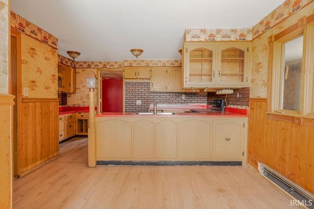3309 N 700 E Road, Elwood, IN 46036
