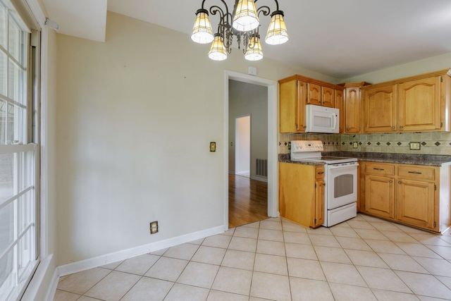 2314 East Hill Dr, Madison, TN 37115