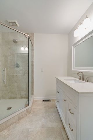 2314 East Hill Dr, Madison, TN 37115