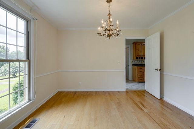 2314 East Hill Dr, Madison, TN 37115