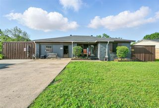 210 Emporia Lane, Duncanville, TX 75116