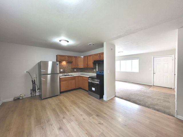 2313 Joppa Avenue, Zion, IL 60099