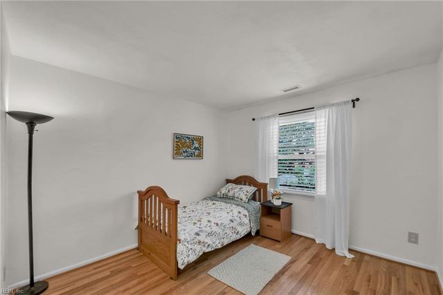 5360 Brockie ST, Virginia Beach, VA 23464