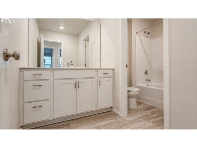 4941 Elvis Ave Ne, Salem, OR 97301