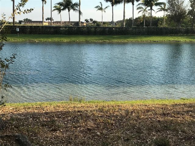 3748 NE 9th Ct, Homestead, FL 33033