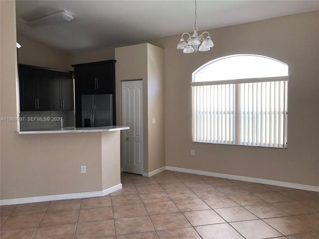 3748 NE 9th Ct, Homestead, FL 33033