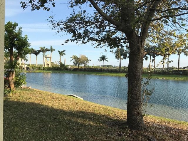 3748 NE 9th Ct, Homestead, FL 33033