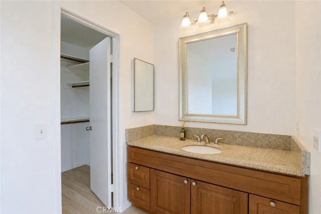 1230 S Barranca Avenue F, Glendora, CA 91740
