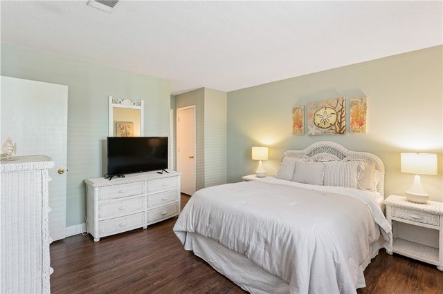 850 Mallery Street S 3, St Simons Island, GA 31522