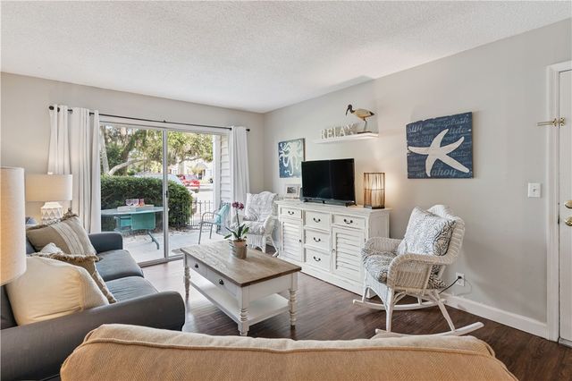 850 Mallery Street S 3, St Simons Island, GA 31522