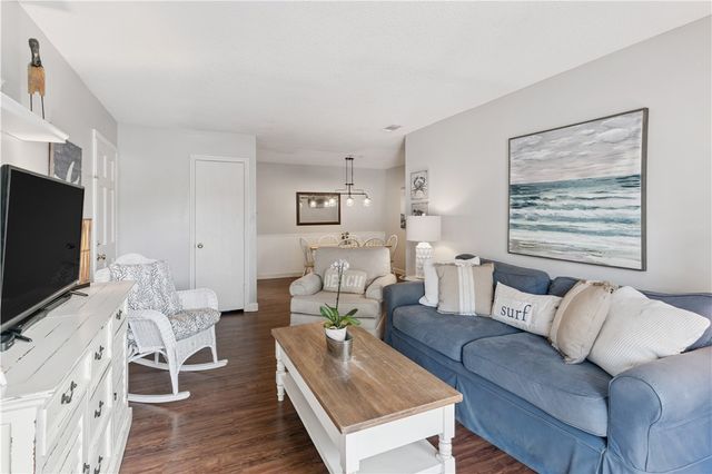 850 Mallery Street S 3, St Simons Island, GA 31522