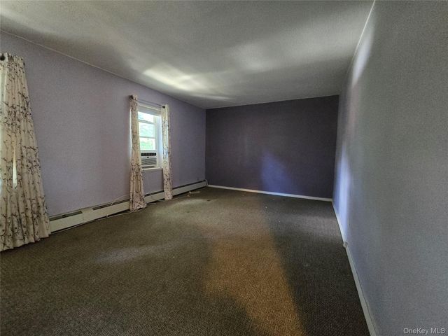 147-28 Charter Road 33B, Briarwood, NY 11435