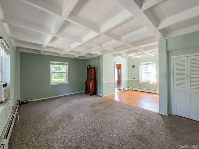 147-28 Charter Road 33B, Briarwood, NY 11435