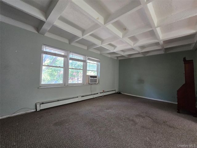 147-28 Charter Road 33B, Briarwood, NY 11435
