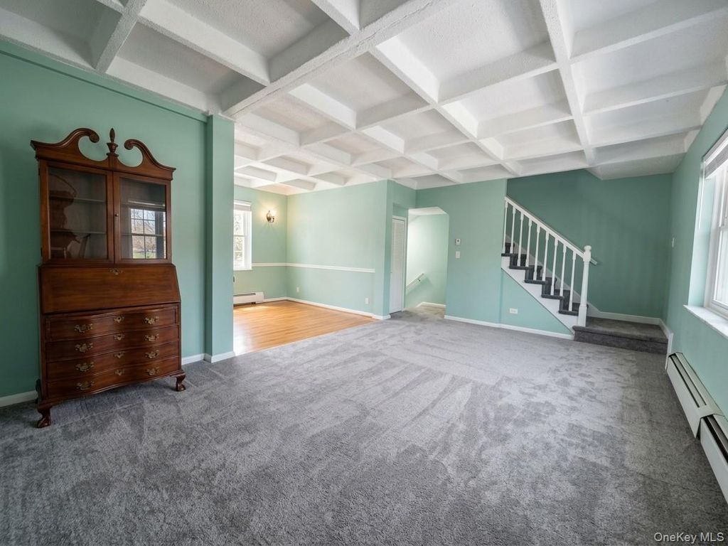 147-28 Charter Road 33B, Briarwood, NY 11435 — exterior