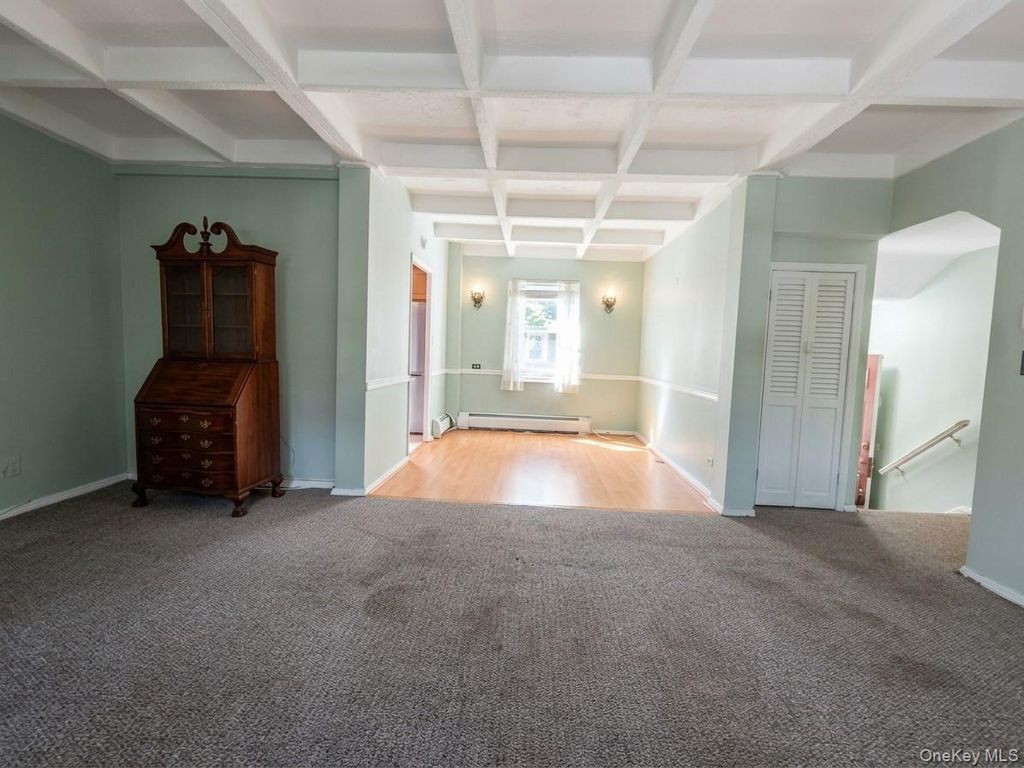 147-28 Charter Road 33B, Briarwood, NY 11435 — photo 3