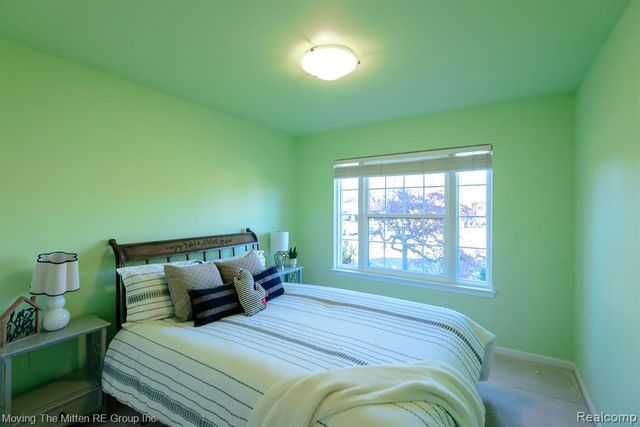 47663 Belmont Drive, Belleville, MI 48111