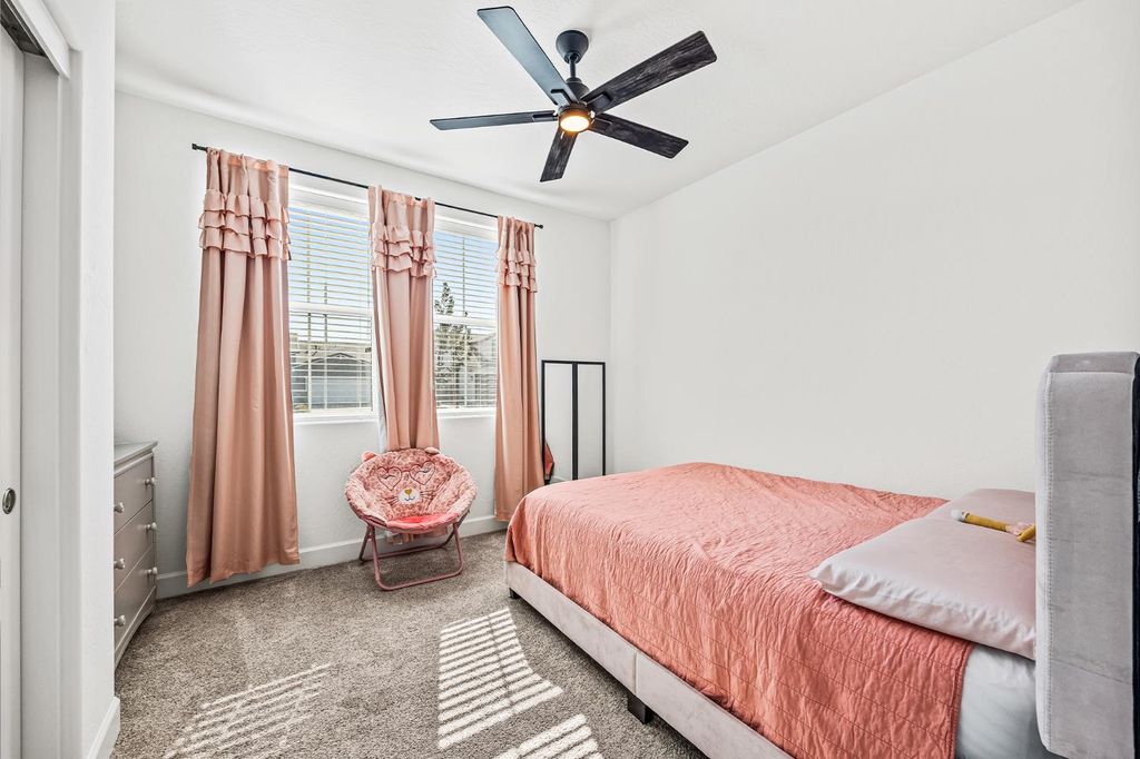 Image 21 of property listing at 3012 Sand Hills, Tulare, CA 93274