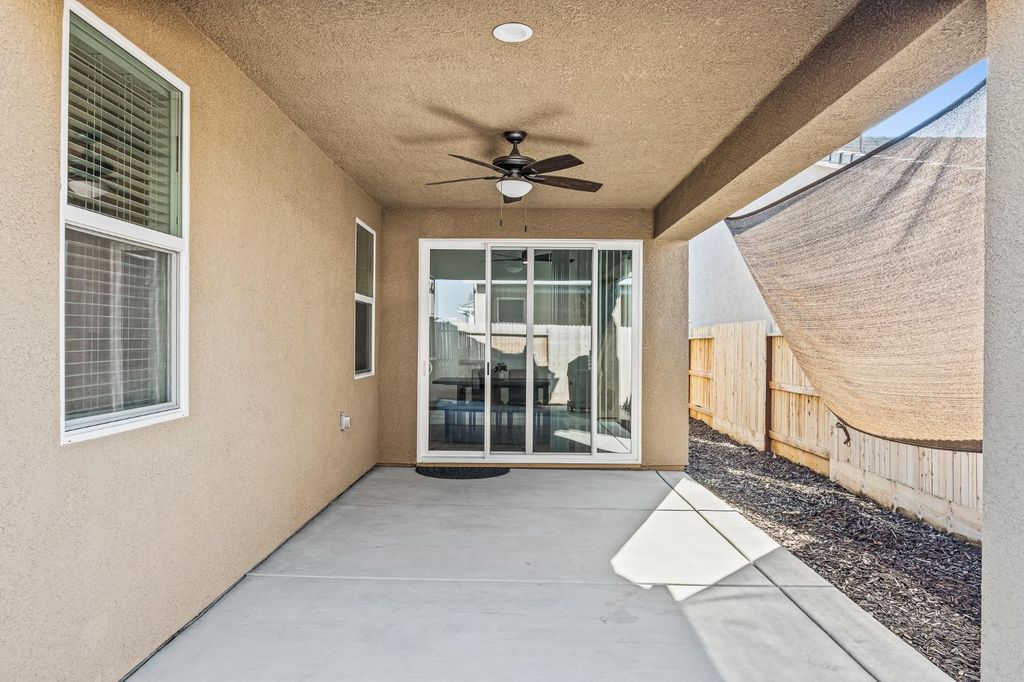 Image 28 of property listing at 3012 Sand Hills, Tulare, CA 93274