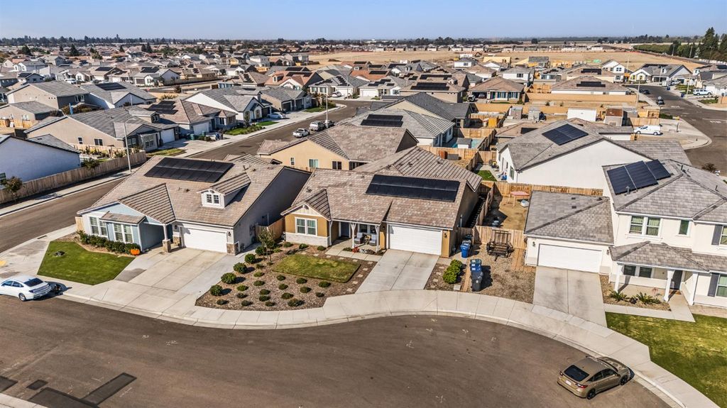 Image 34 of property listing at 3012 Sand Hills, Tulare, CA 93274