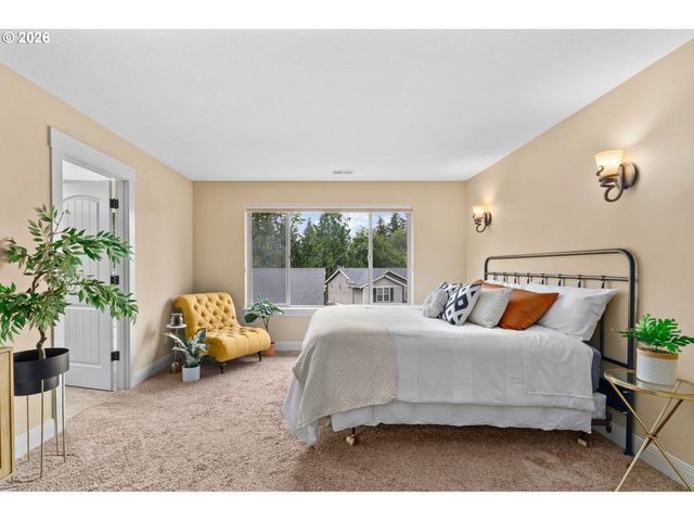5579 Se OLD WOODS Loop, Gresham, OR 97080