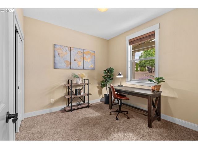 5579 Se OLD WOODS Loop, Gresham, OR 97080