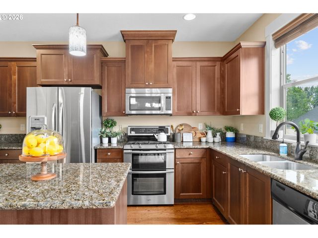 5579 Se OLD WOODS Loop, Gresham, OR 97080
