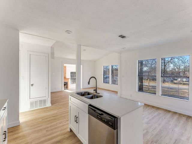 1328 Pelican Circle, Pelican Bay, TX 76020