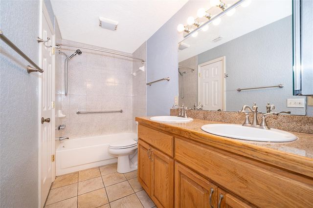 437 OREGON AVENUE, St Cloud, FL 34769