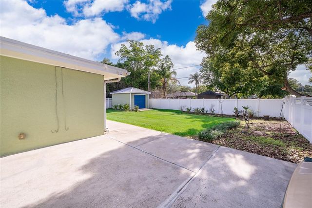 437 OREGON AVENUE, St Cloud, FL 34769