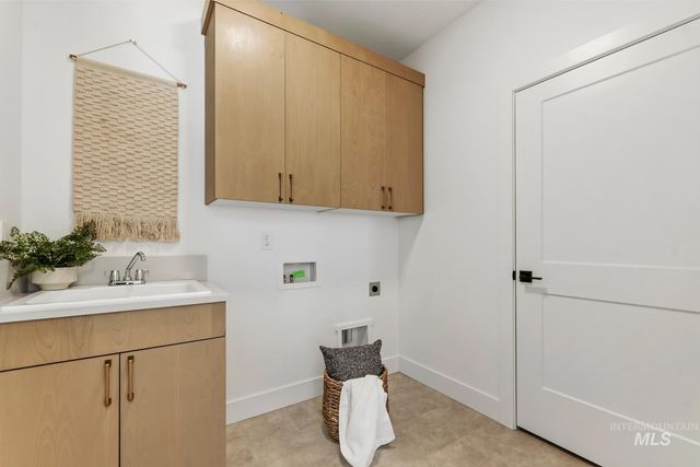 1009 W Malbar St., Meridian, ID 83646