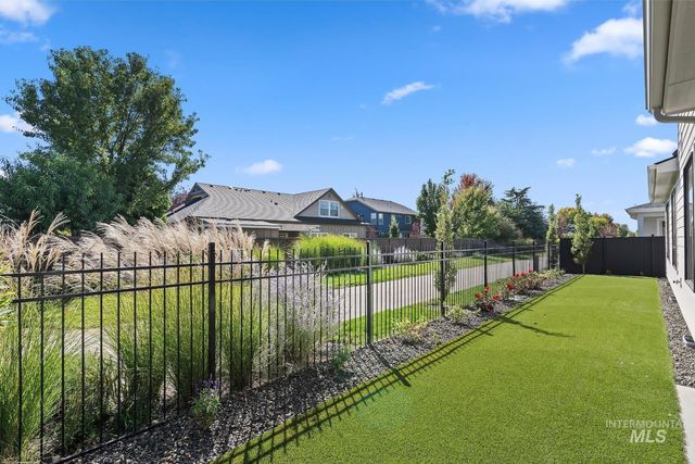 1009 W Malbar St., Meridian, ID 83646