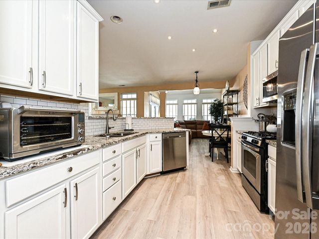 9740 Springholm Drive, Charlotte, NC 28278