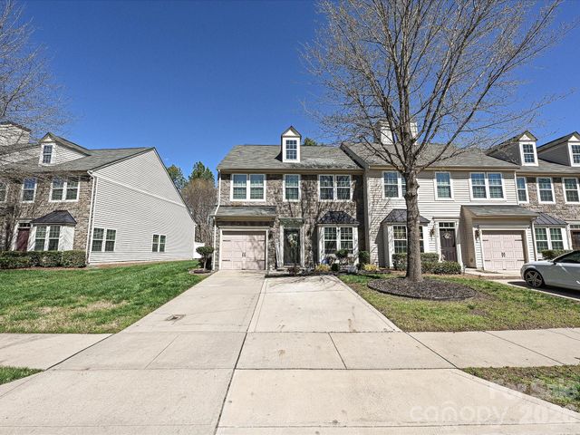 9740 Springholm Drive, Charlotte, NC 28278