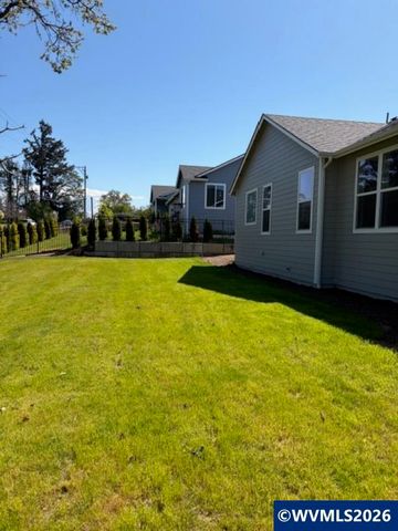 708 NW George Ct, Sublimity, OR 97385