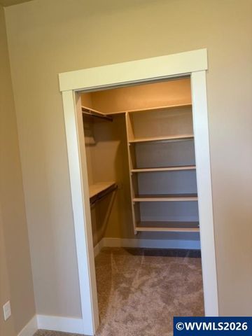 708 NW George Ct, Sublimity, OR 97385