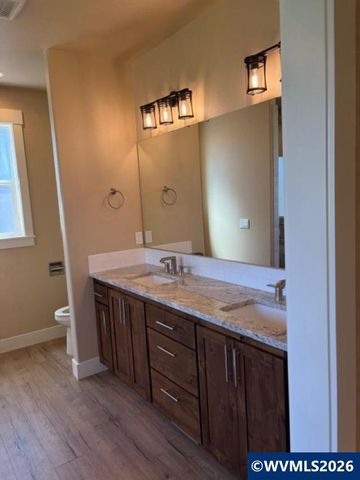 708 NW George Ct, Sublimity, OR 97385