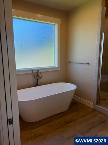 708 NW George Ct, Sublimity, OR 97385