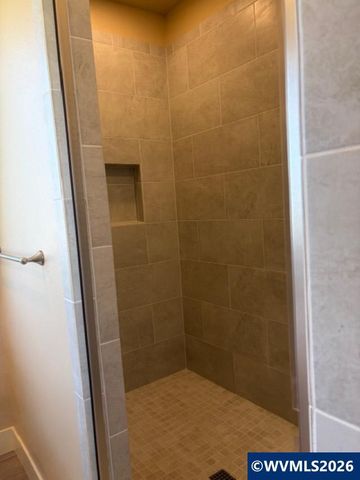708 NW George Ct, Sublimity, OR 97385