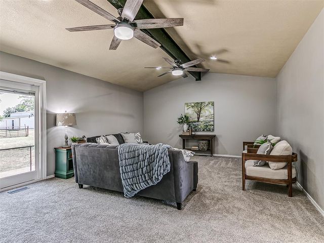 16627 W Forrest Hills Road, Cashion, OK 73016
