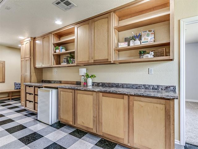 16627 W Forrest Hills Road, Cashion, OK 73016
