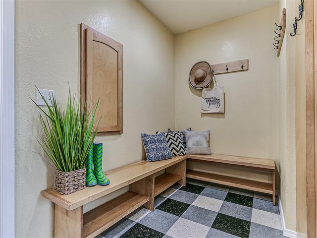 16627 W Forrest Hills Road, Cashion, OK 73016
