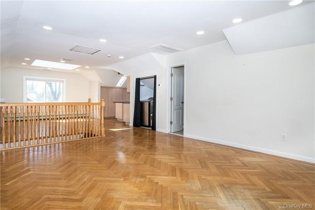 89 Ridgewood Avenue 2, Yonkers, NY 10704