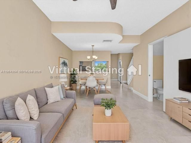 60 Key West Ct 60, Weston, FL 33326