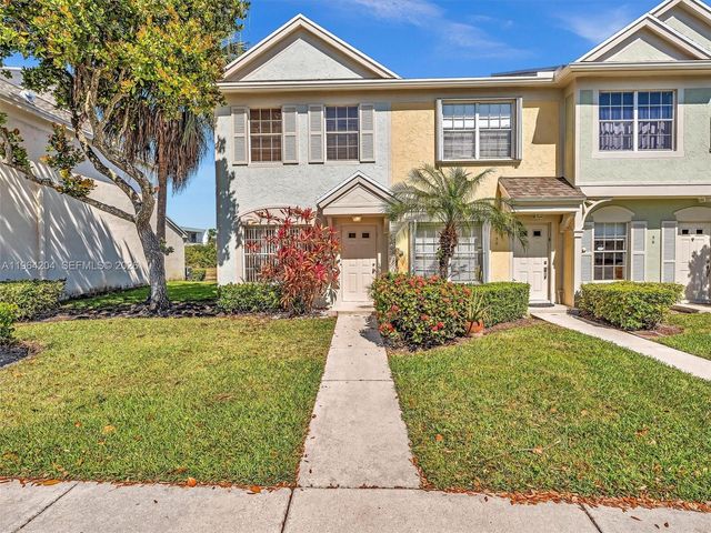60 Key West Ct 60, Weston, FL 33326