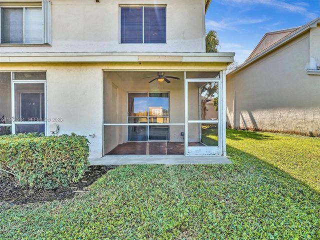 60 Key West Ct 60, Weston, FL 33326