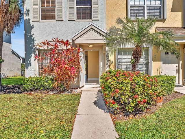 60 Key West Ct 60, Weston, FL 33326