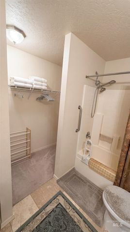 16056 N Pelican Butte Dr, Nampa, ID 83651