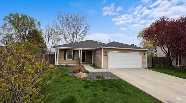 16056 N Pelican Butte Dr, Nampa, ID 83651