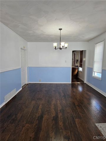 733 Eagle Street, Utica, NY 13501